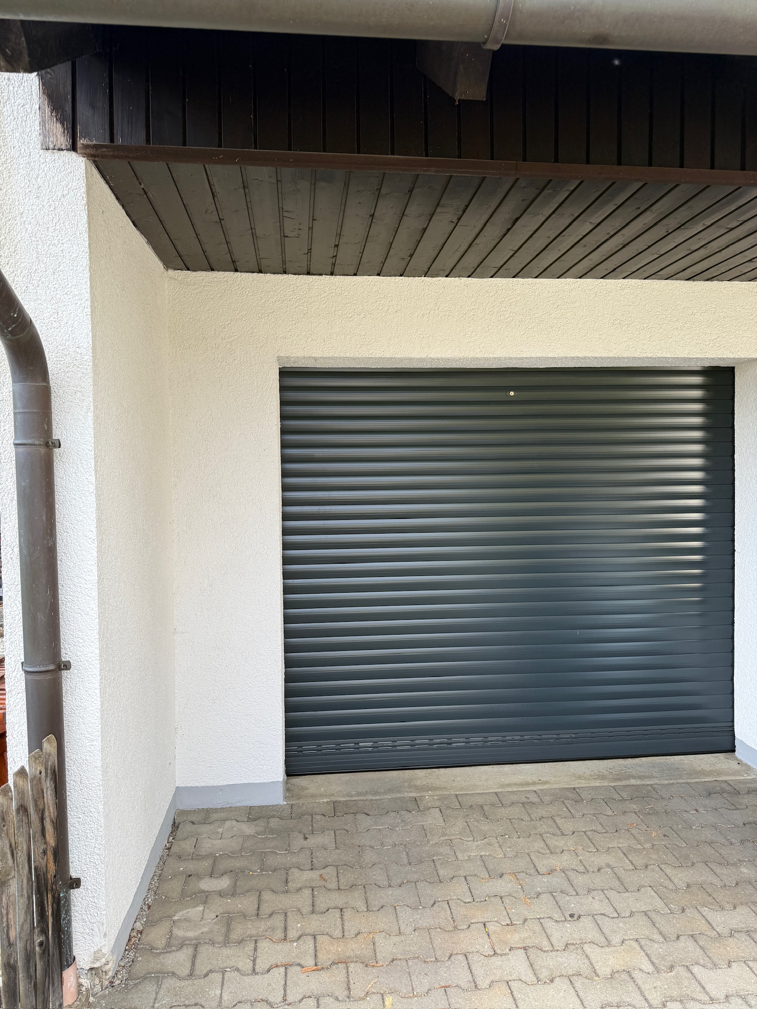 Neues Garagenrolltor, Simbach am Inn